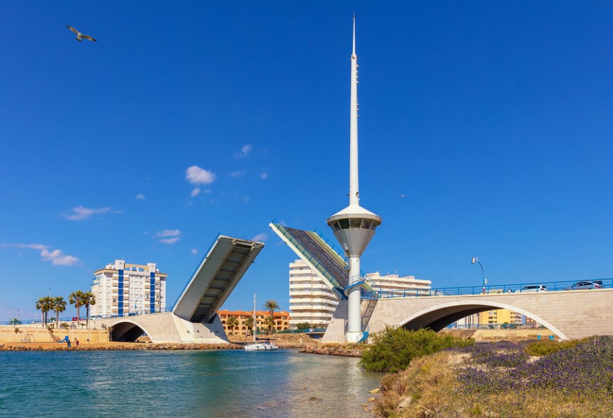 Puente del Estacio - La manga del Mar Menor - Cabo de Palos - La Manga Club -Mangawik