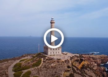 Video. El faro de Cabo de Palos y alrededores a vista de dron.