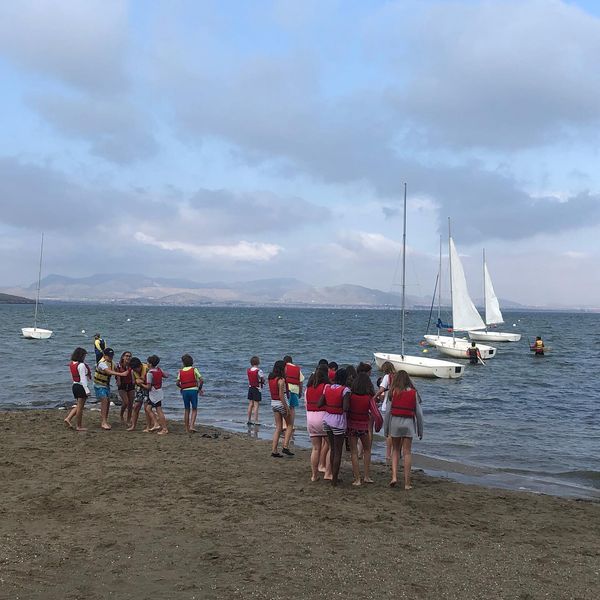 Escuela de Vela Sandrina