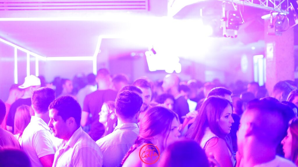 Discoteca bongo la manga plaza cavvana